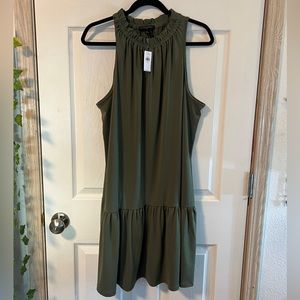BANANA REPUBLIC GREEN DRESS NO SLEEVE XL